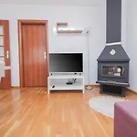 Apartman Lara