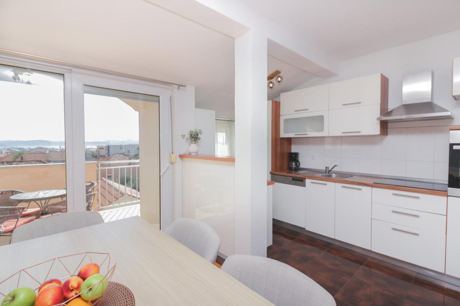 Apartment Lara