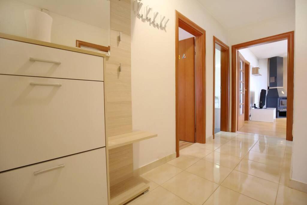 Lara Apartment